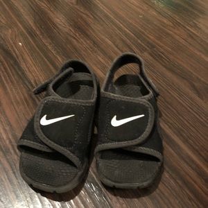COPY - Nike Sandals